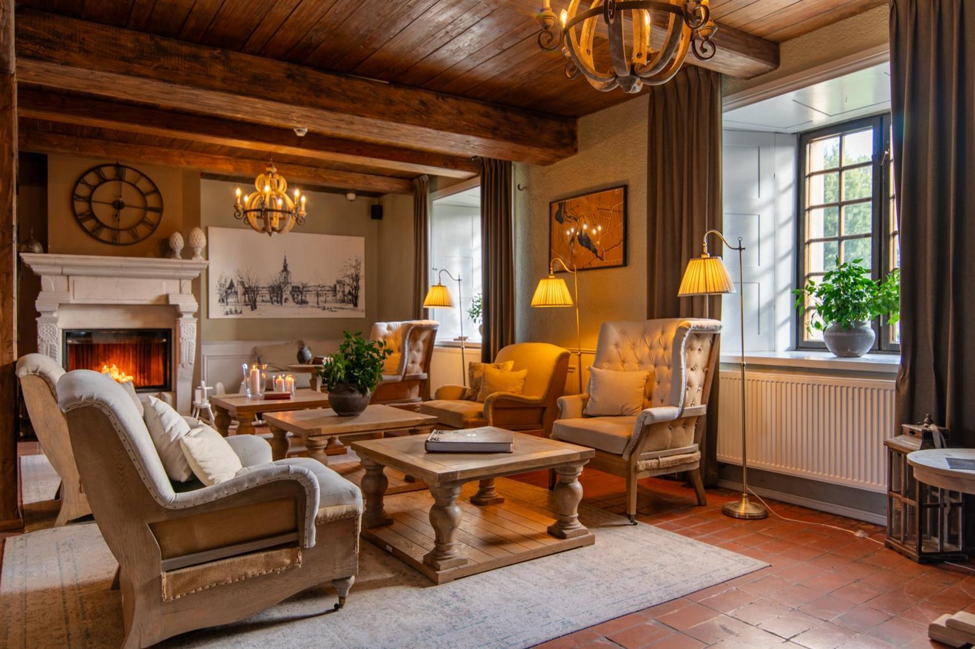 Hotel Podklasztorze Sulejów Kültér fotó