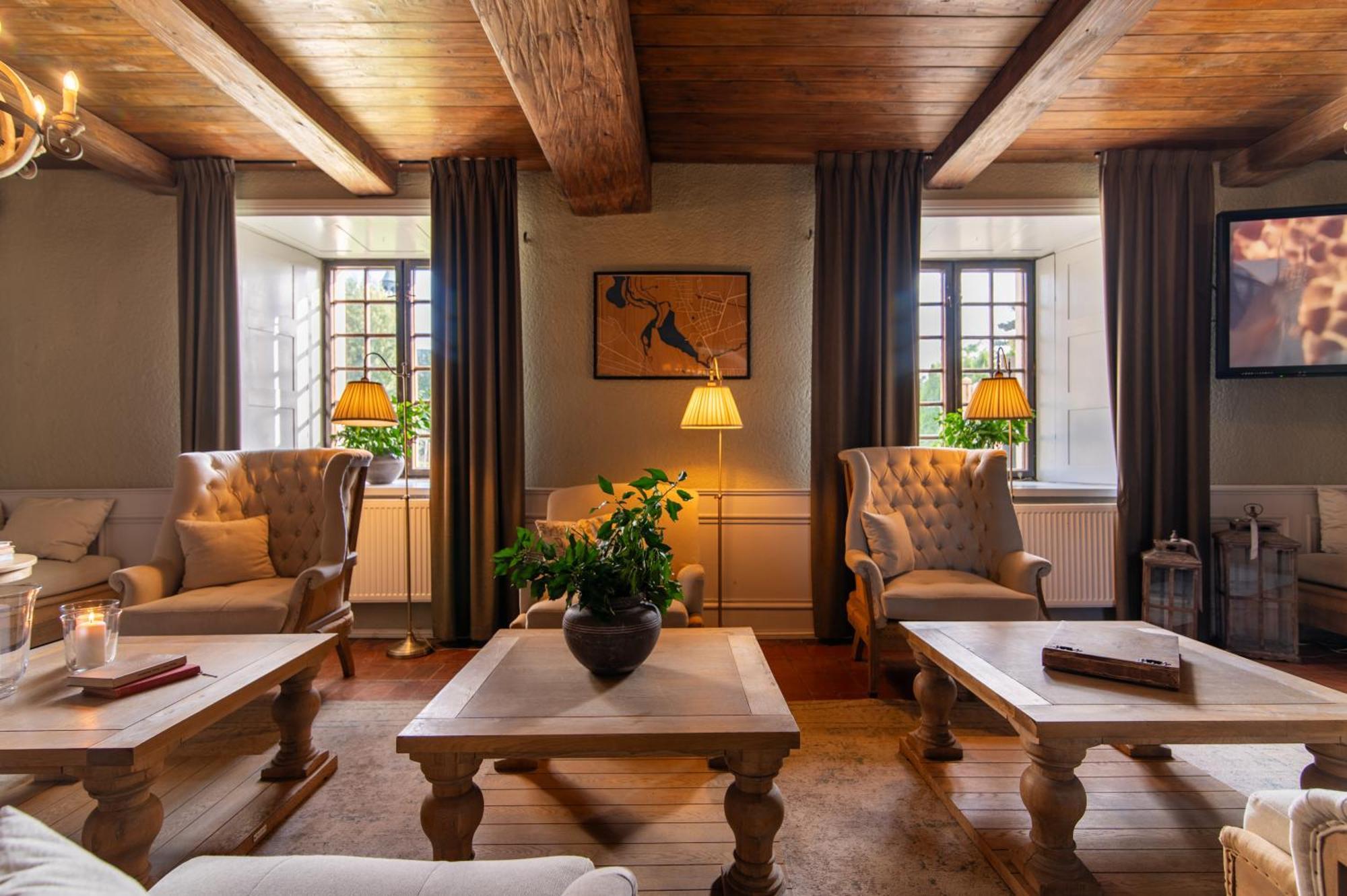 Hotel Podklasztorze Sulejów Kültér fotó